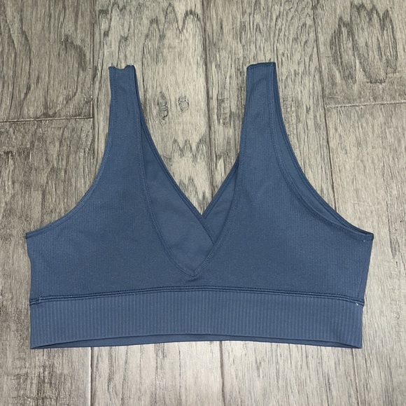 H&M Bra top - Picture 2 of 3